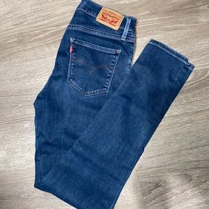 Levi’s 720 High Rise
